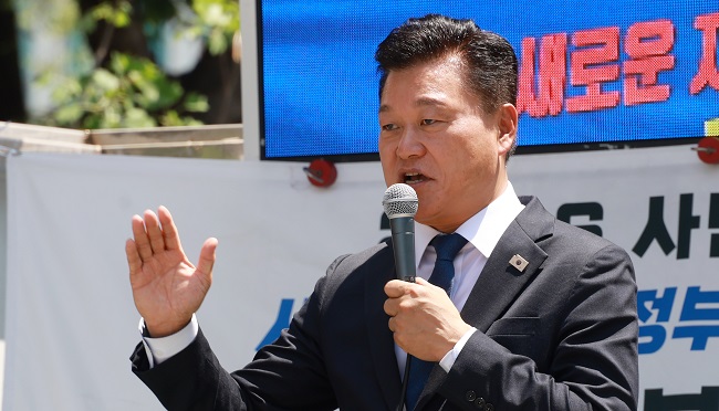 신용한 ‘약자’와 함께, 이장섭 ‘현장’속으로