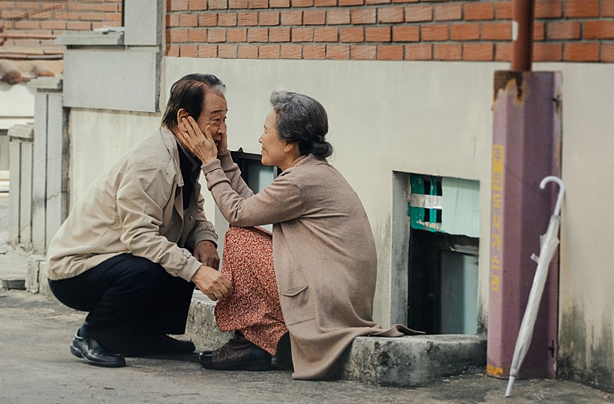 영화 로망의 한 장면.