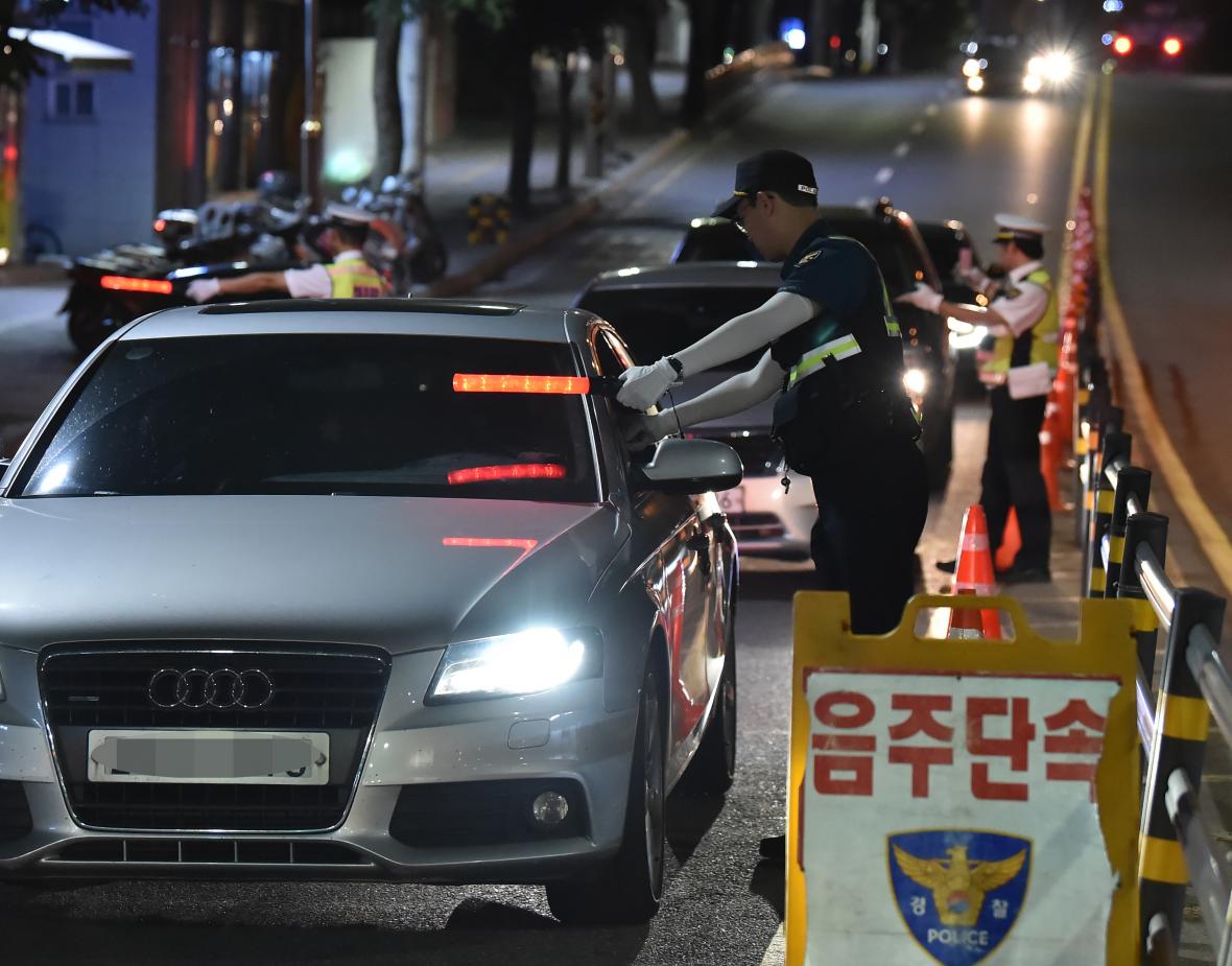 음주운전 단속장면./뉴시스